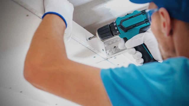 Jak wyciszyć sufit w bloku i zredukować hałas z góry? Jak wyciszyć sufit w bloku i zredukować hałas z góry?