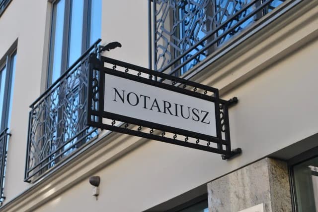 Kto płaci za notariusza przy wynajmie mieszkania? Poznaj zasady i koszty Kto płaci za notariusza przy wynajmie mieszkania? Poznaj zasady i koszty