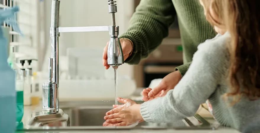 Jaki podgrzewacz wody do mieszkania w bloku – uniknij kosztownych błędów Jaki podgrzewacz wody do mieszkania w bloku – uniknij kosztownych błędów